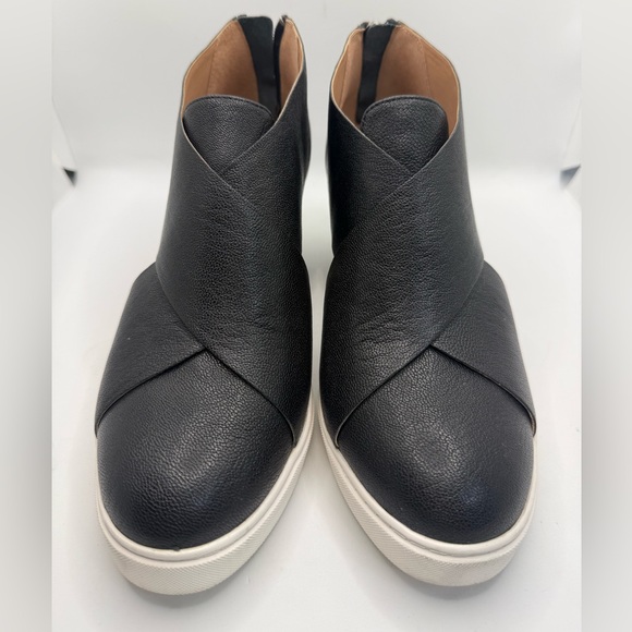 Paolo Other - Paolo Linea black  Leather Wedge Sneakers with side cutouts sz 7.5